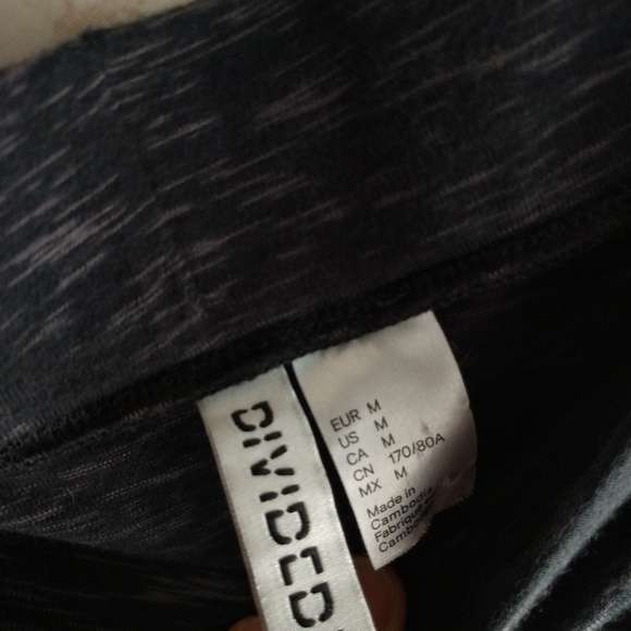 Mini skirts - Picture 5 of 5